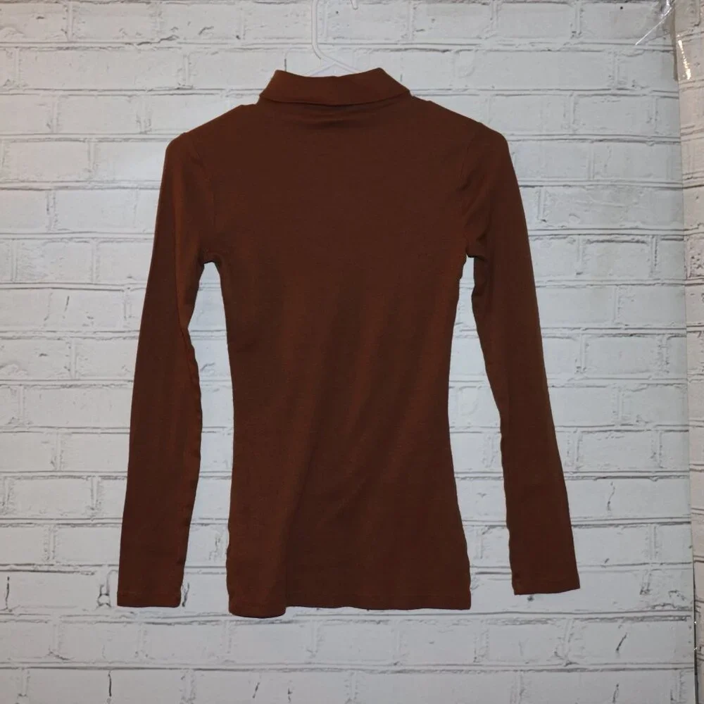 🤎🧶 A New Day Turtleneck Sweater · Size XS